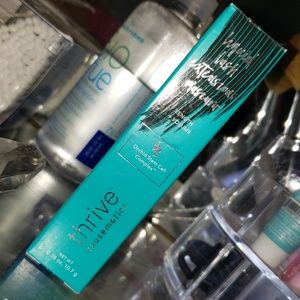 Thrive Cosmetics Liquid Lash Extensions Mascara